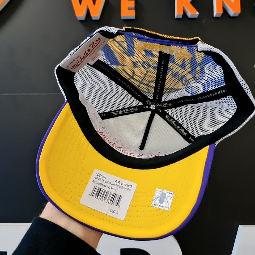 Mitchell & Ness NBA Off The Bacboard Trucker Snapback - Los Angeles Lakers